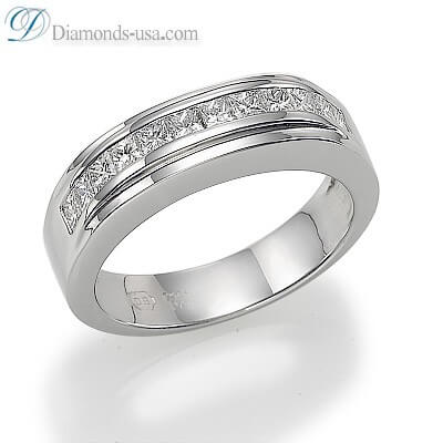 Bridal rings set,2.60 carat side princess diamonds