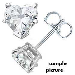 Picture of Heart shaped diamonds Stud earrings