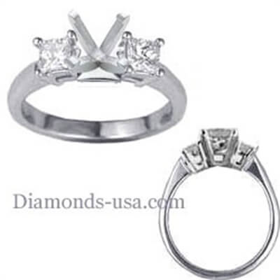 Engagement ring with side diamond princess