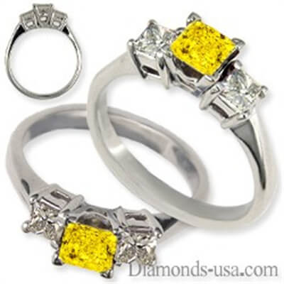 Engagement ring, side Princess diamonds 0.40Cts