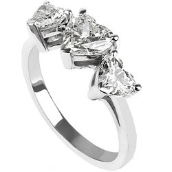 Picture of Three hearts diamond ring