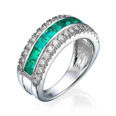 Wedding or anniversary ring with Green Emeralds Princess cut  & Round diamonds