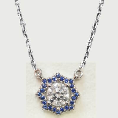 Halo Royal Blue Sapphires pendant 