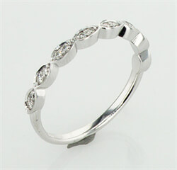 Picture of Scalloped diamonds wedding band