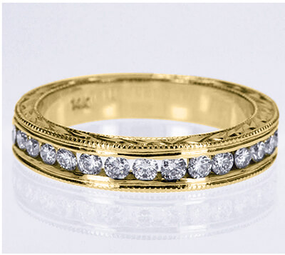 Vintage style hand engraved bridal rings set