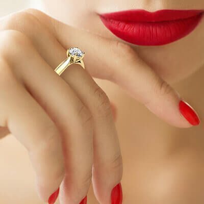 The new Criss Cross Solitaire engagement ring