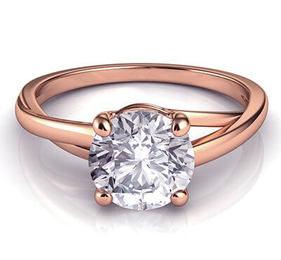 Anillo de compromiso solitario con un toque, Margaret