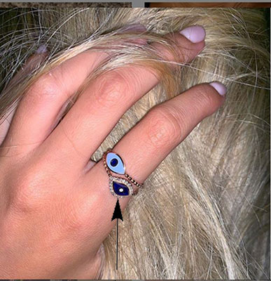 Eye ring with diamonds