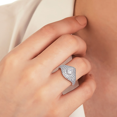 Diamond signet ring 1.25 carat total