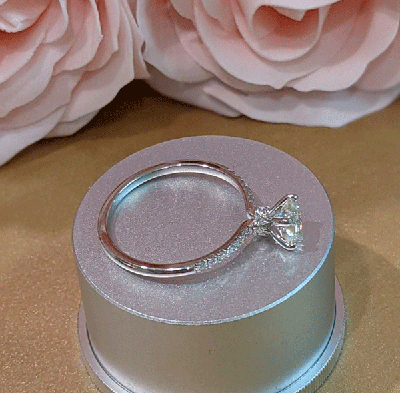 0.70 Round H VS1 with 0.20 cts sides, In 14k White Yellow or Rose gold.