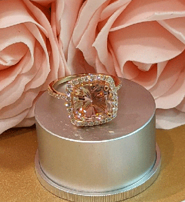 Listo para enviar, anillo de compromiso de morganita rosa de 4 quilates y diamantes laterales de 0.55 quilates, en oro rosado de 14 k