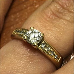 Picture of 0.30 carat center with side diamonds