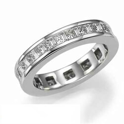 Picture of Princess and Baguettes diamond eternity band
